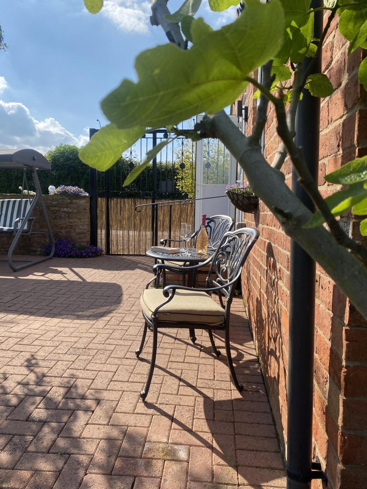 Newent Betula Views Studio מראה חיצוני תמונה